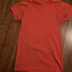 Coral lululemon swiftly tech